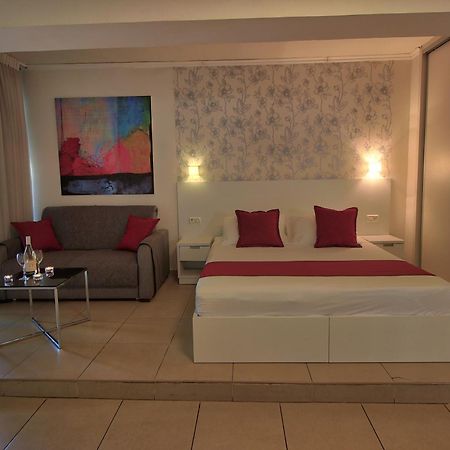 1926 Designed Aparthotel Haifa Eksteriør bilde